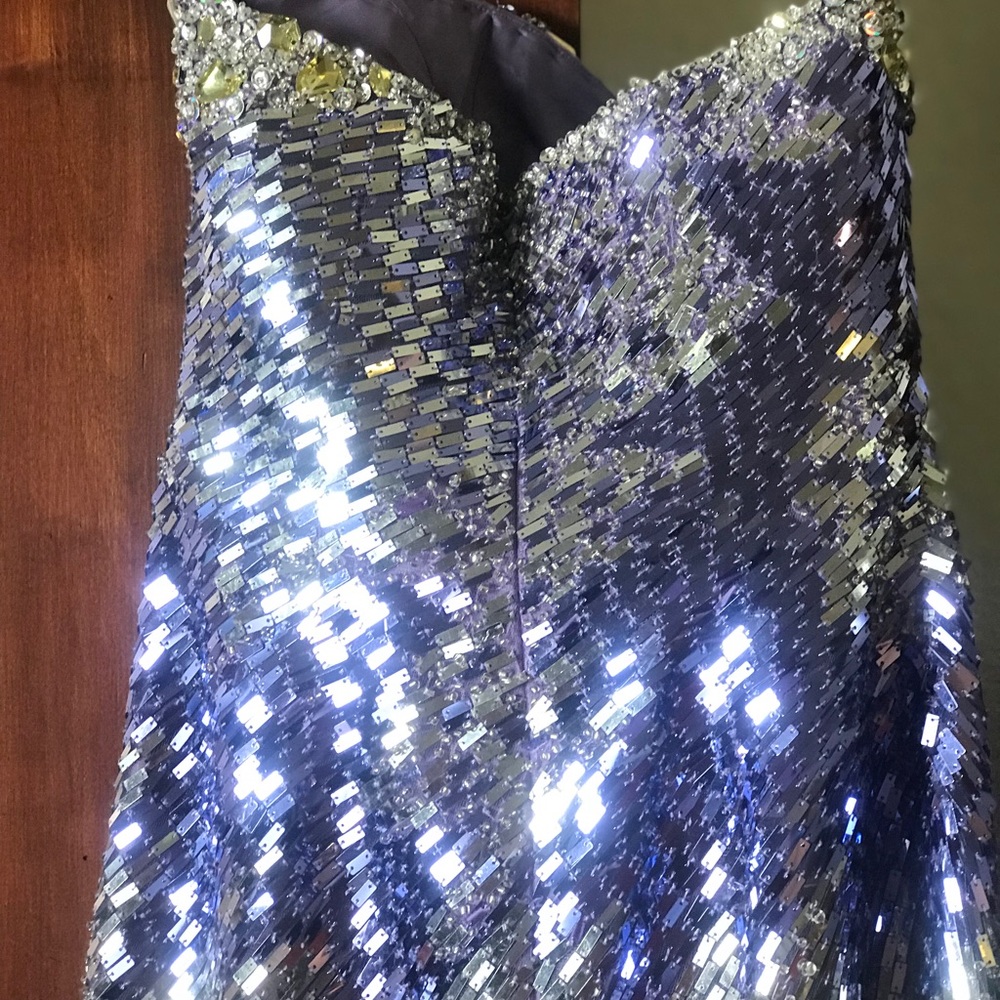 Sherri hill dress size 4